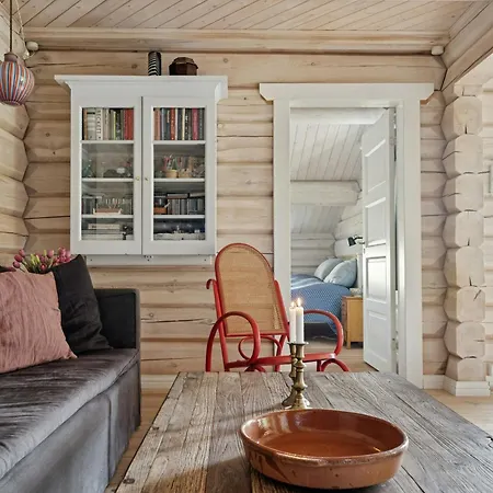 Charming Log House By Fjord And Fields Feriehus