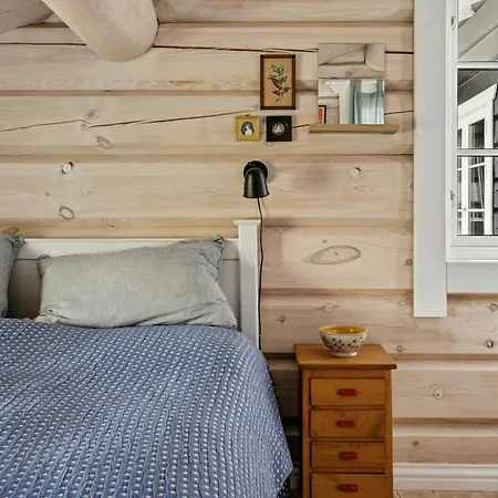 Charming Log House By Fjord And Fields Feriehus
